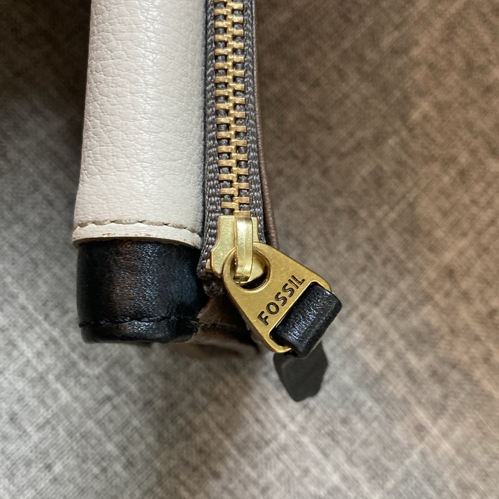 Fossil Multitone Wallet - image 3